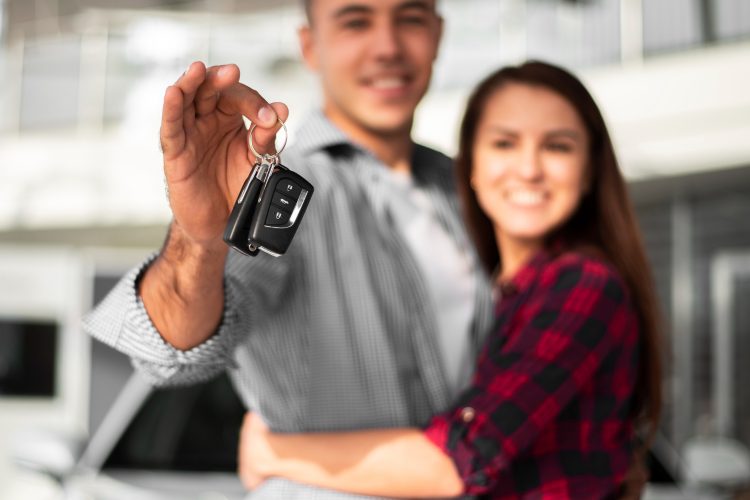 couple-happy-for-buying-new-car
